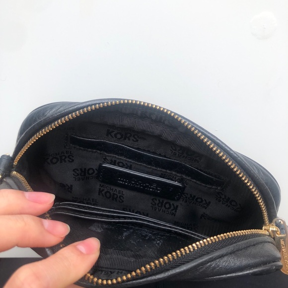 Michael Kors Black Small Crossbody Bag - Picture 6 of 8